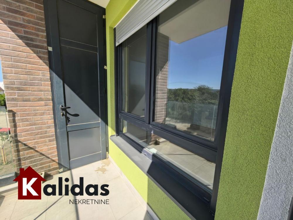 Slika 10 - Stan,NOVI SAD,SOMBORSKA RAMPA,kv: 44, € 121540, ID: 1007702