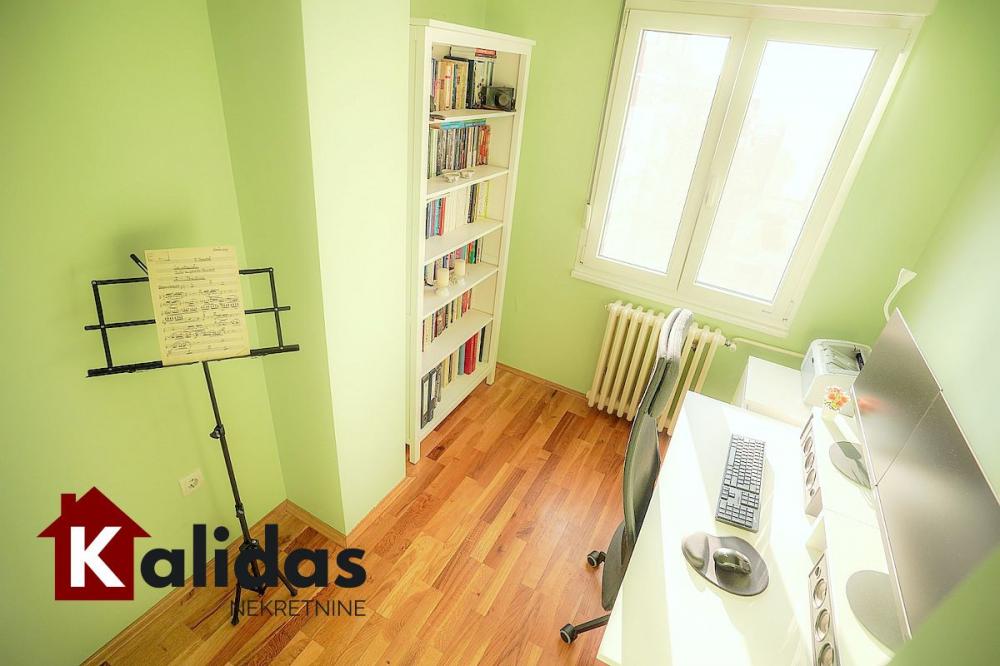 Slika 10 - Stan,NOVI SAD,LIMAN 4,kv: 69, € 194670, ID: 1007491