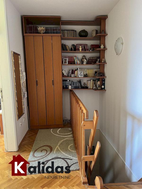 Slika 8 - Stan,NOVI SAD,BULEVAR,kv: 55, € 130000, ID: 1006963