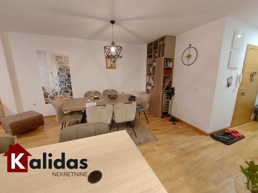 Slika 8 - Stan,NOVI SAD,TELEP,kv: 87, € 267800, ID: 1005092