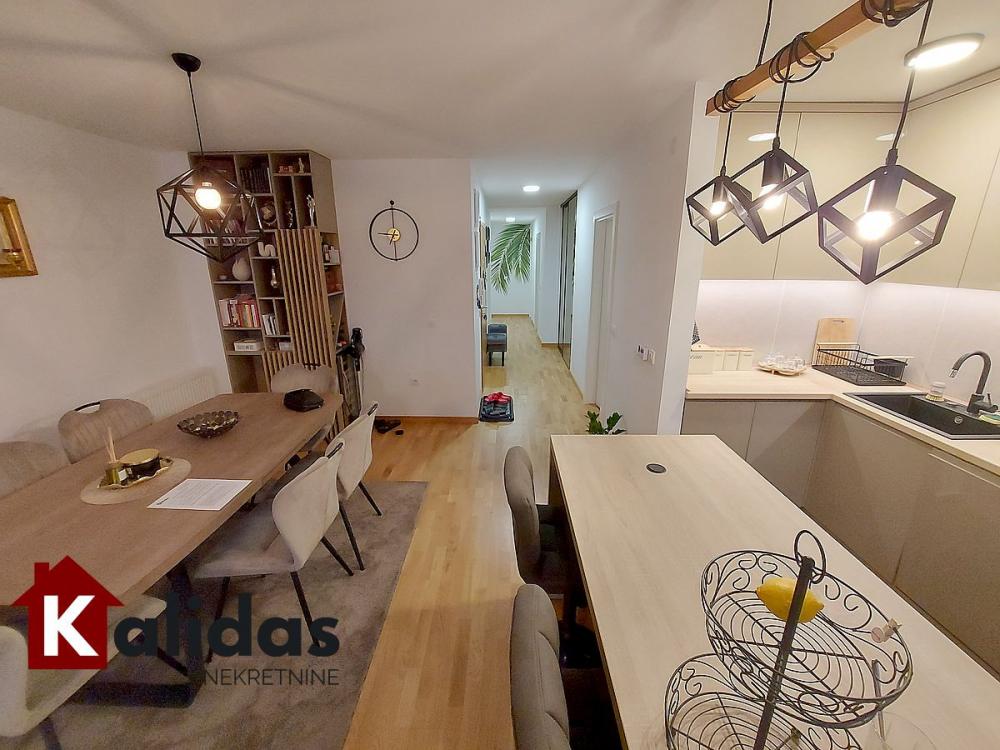 Slika 4 - Stan,NOVI SAD,TELEP,kv: 87, € 267800, ID: 1005092