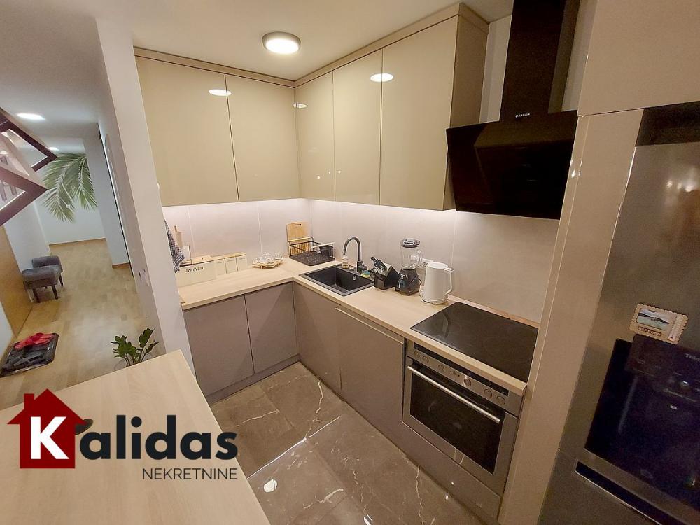 Slika 10 - Stan,NOVI SAD,TELEP,kv: 87, € 267800, ID: 1005092