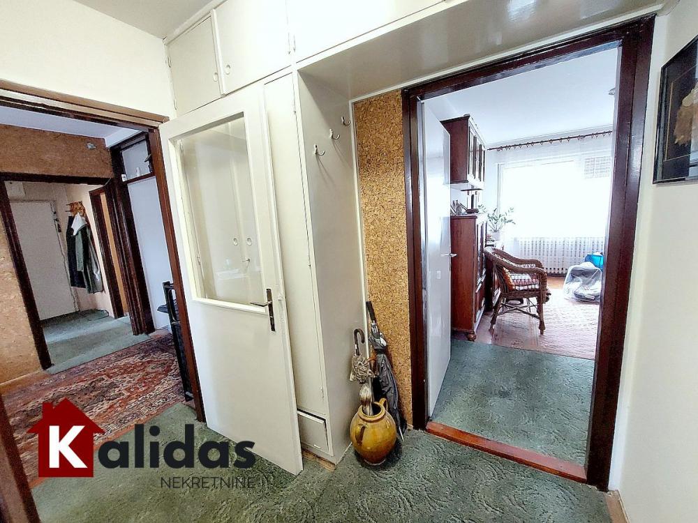 Slika 9 - Stan,NOVI SAD,CENTAR,kv: 90, € 288400, ID: 1007471