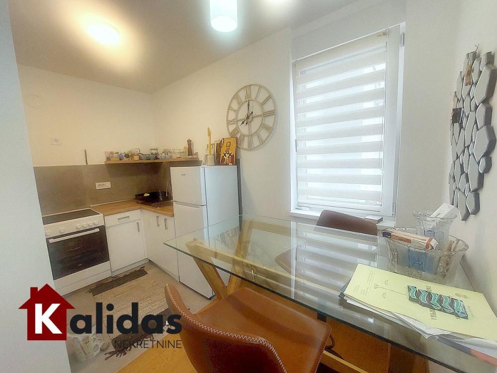 Slika 1 - Stan,NOVI SAD,BULEVAR EVROPE,kv: 29, € 105000, ID: 1007621