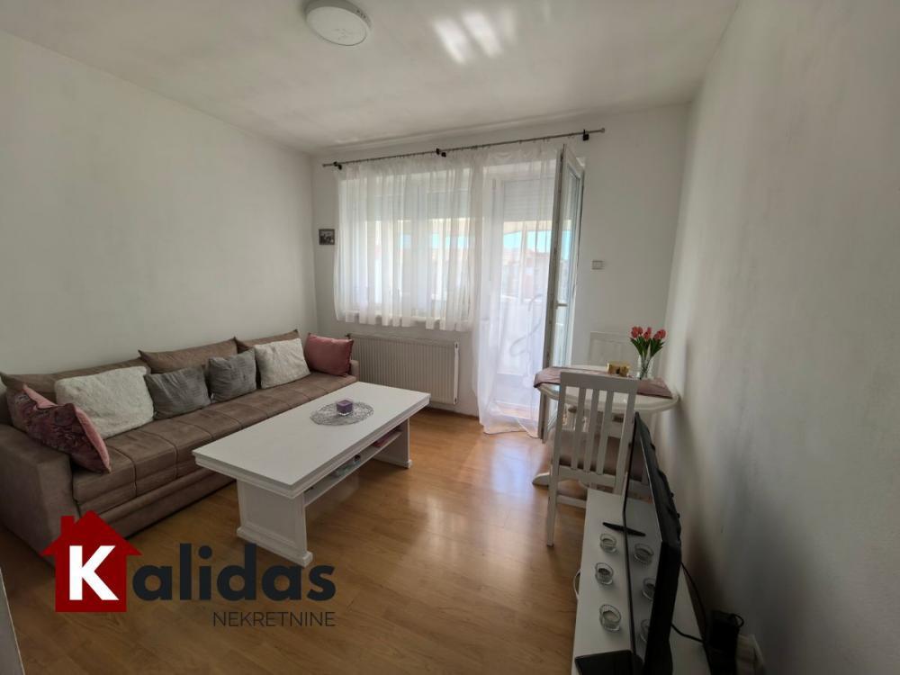 Glavna slika -Stan,NOVI SAD,DETELINARA,kv: 24, € 72100, ID: 1007717