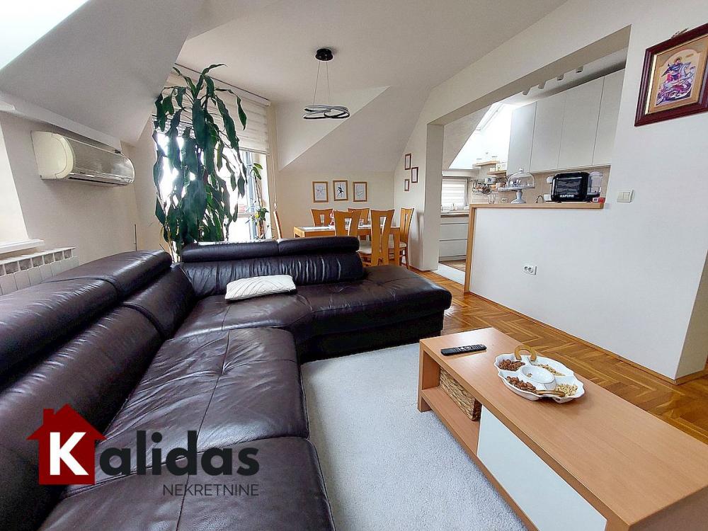 Slika 3 - Stan,NOVI SAD,GRBAVICA,kv: 98, € 293550, ID: 1007433