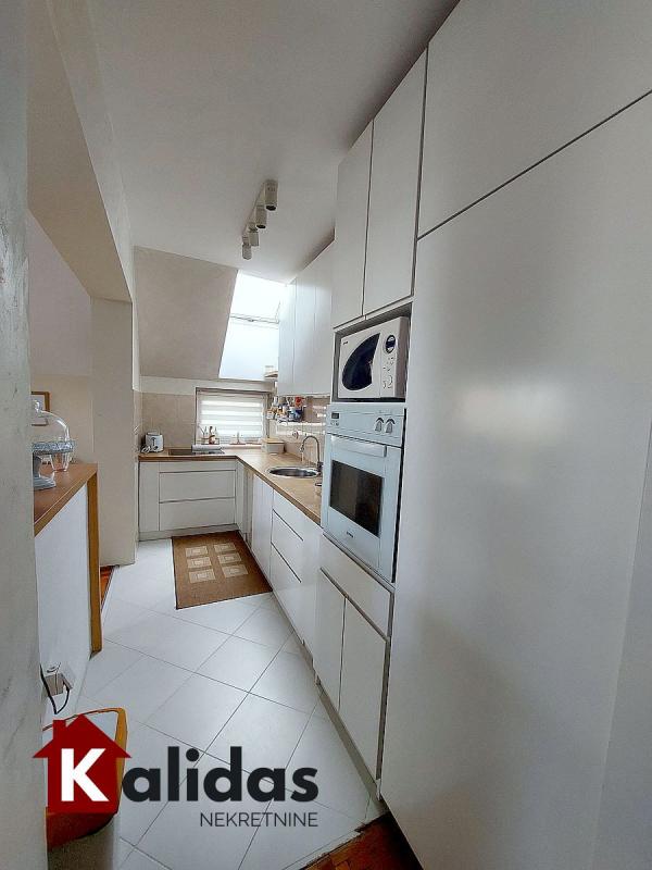 Slika 7 - Stan,NOVI SAD,GRBAVICA,kv: 98, € 293550, ID: 1007433