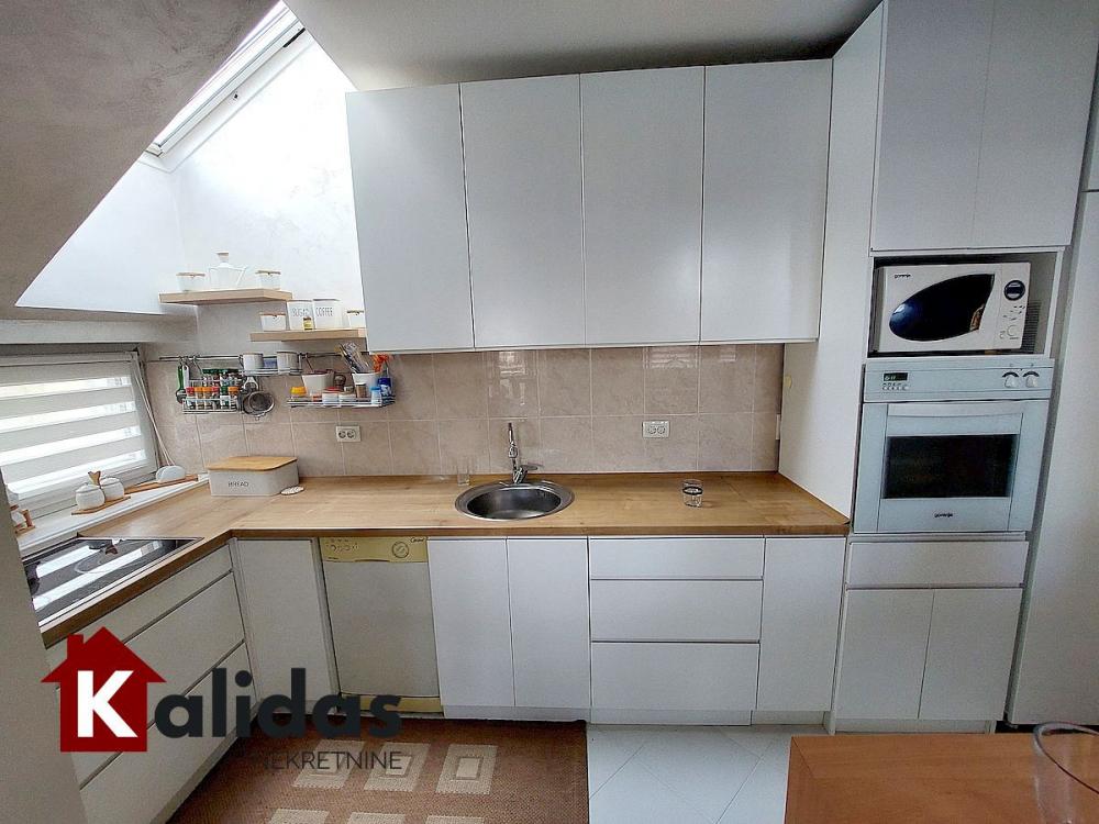 Slika 8 - Stan,NOVI SAD,GRBAVICA,kv: 98, € 293550, ID: 1007433