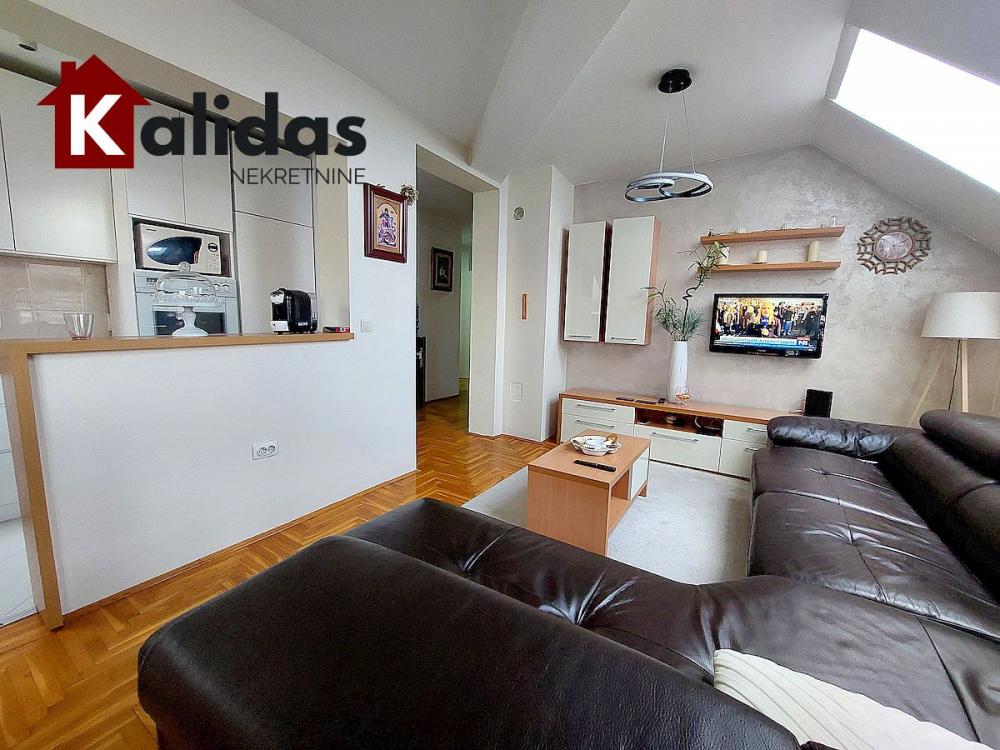 Slika 5 - Stan,NOVI SAD,GRBAVICA,kv: 98, € 293550, ID: 1007433