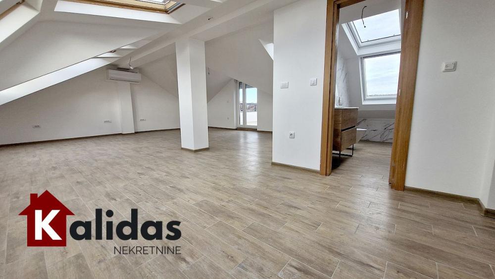 Slika 4 - Stan,NOVI SAD,NOVO NASELJE,kv: 100, € 139000, ID: 1007622
