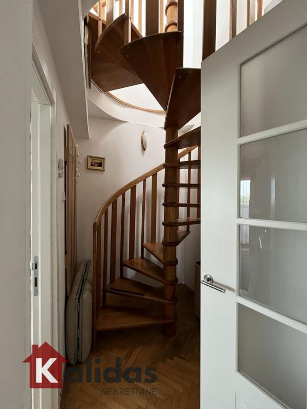 Slika 8 - Stan,NOVI SAD,CENTAR,kv: 91, € 278000, ID: 1007722