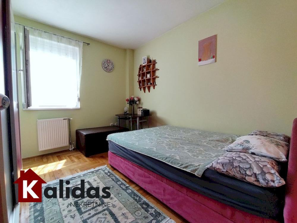 Slika 8 - Stan,NOVI SAD,CENTAR,kv: 72, € 164800, ID: 1006866