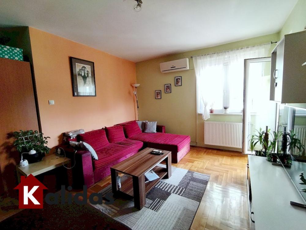 Slika 1 - Stan,NOVI SAD,CENTAR,kv: 72, € 164800, ID: 1006866
