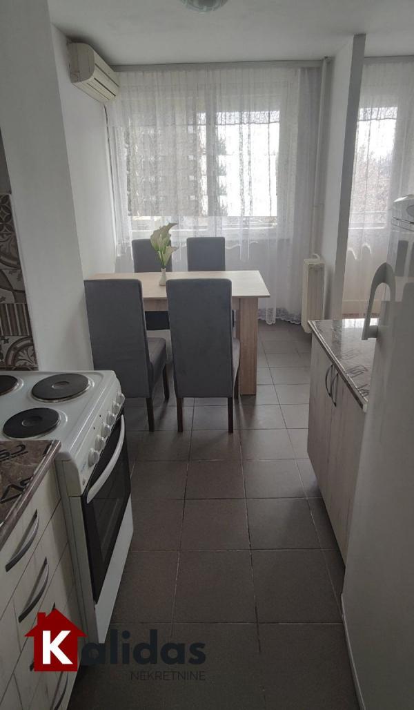 Slika 5 - Stan,NOVI SAD,LIMAN 2,kv: 56, € 177100, ID: 1005465