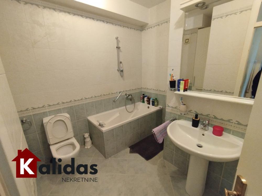 Slika 10 - Stan,NOVI SAD,LIMAN 1,kv: 78, € 265500, ID: 1007572