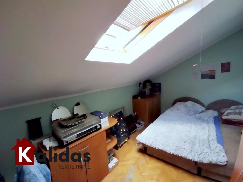 Slika 8 - Stan,NOVI SAD,BULEVAR,kv: 48, € 98900, ID: 1005638