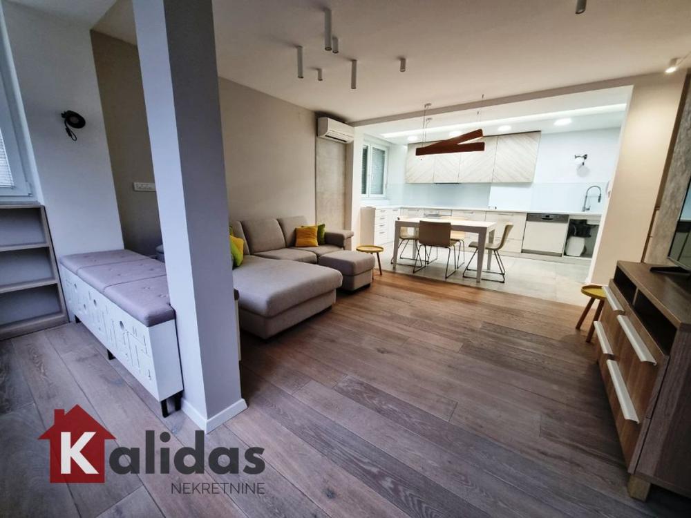 Slika 4 - Stan,NOVI SAD,LIMAN 1,kv: 56, € 195700, ID: 1007218