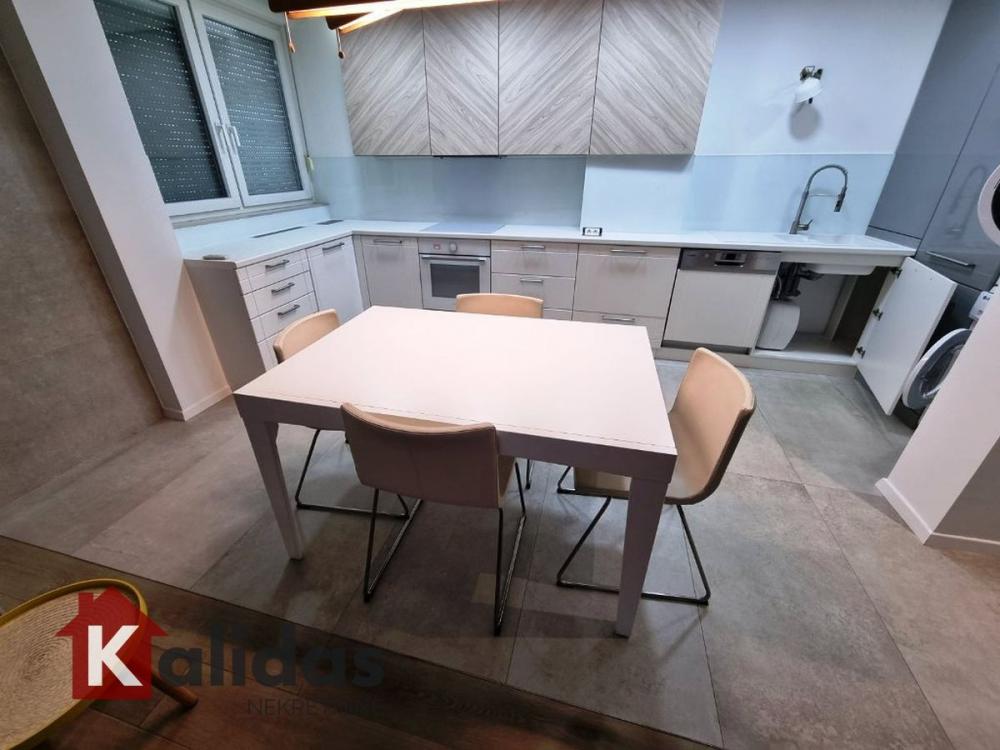 Slika 11 - Stan,NOVI SAD,LIMAN 1,kv: 56, € 195700, ID: 1007218