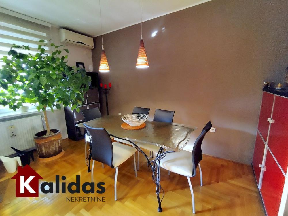 Slika 6 - Stan,NOVI SAD,BULEVAR,kv: 127, € 300760, ID: 1007168