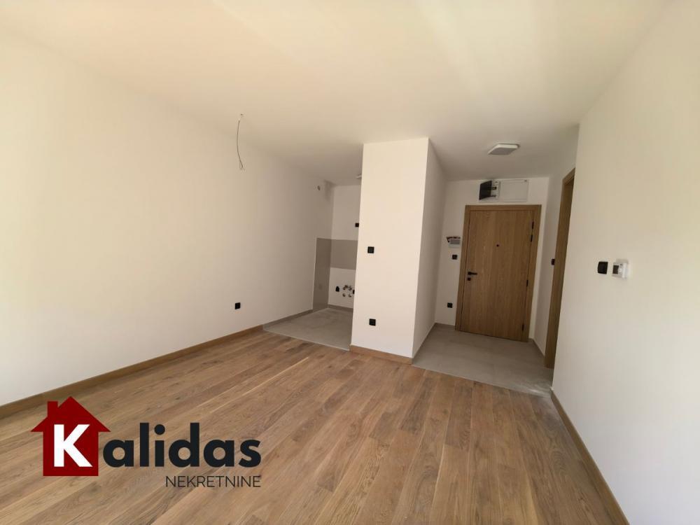 Glavna slika -Stan,NOVI SAD,TELEP,kv: 31, € 89400, ID: 1007529