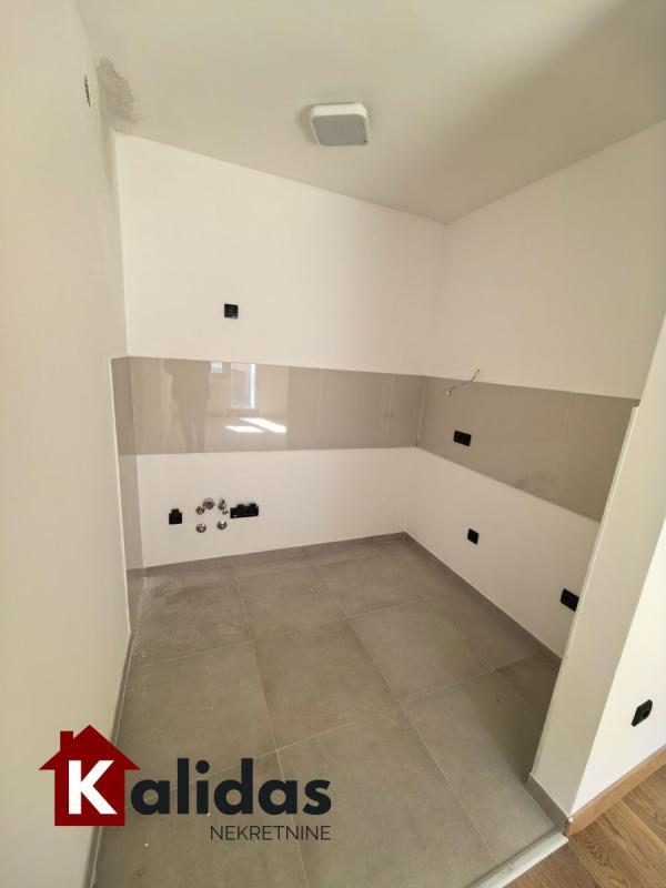 Slika 2 - Stan,NOVI SAD,TELEP,kv: 31, € 89400, ID: 1007529