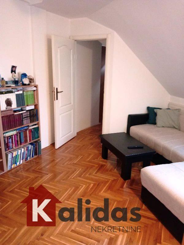 Slika 3 - Stan,NOVI SAD,NOVA DETELINARA,kv: 59, € 127600, ID: 1007244
