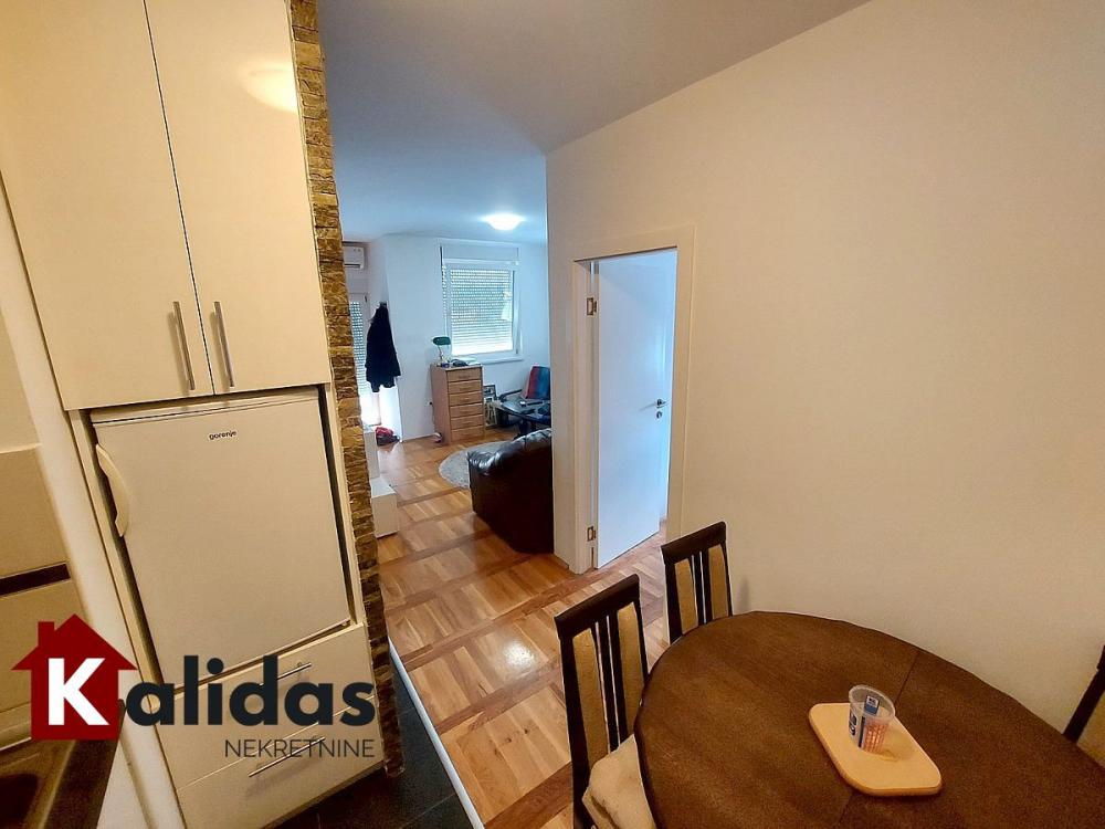 Slika 7 - Stan,NOVI SAD,TELEP,kv: 35, € 92700, ID: 1004291