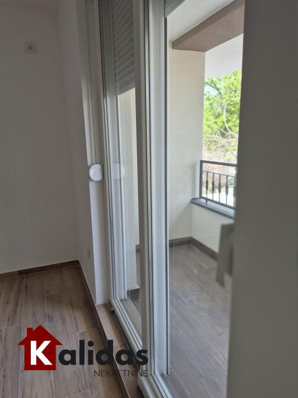 Slika 2 - Stan,NOVI SAD,TELEP,kv: 44, € 110000, ID: 1007105