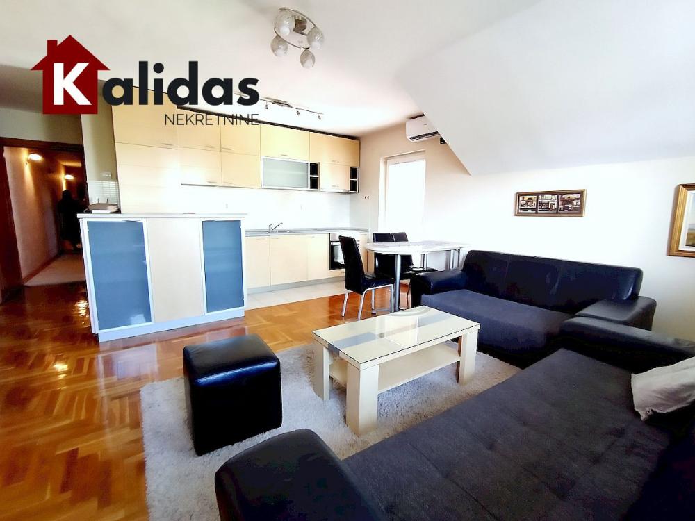 Slika 2 - Stan,NOVI SAD,CENTAR,kv: 71, € 180250, ID: 1006955