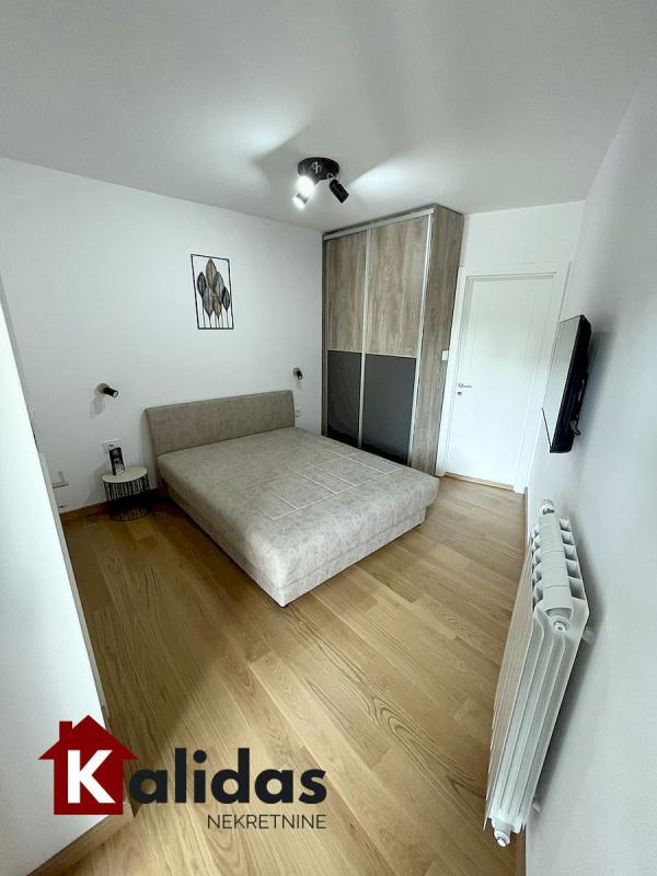 Slika 7 - Stan,NOVI SAD,CENTAR,kv: 48, € 185400, ID: 1007110