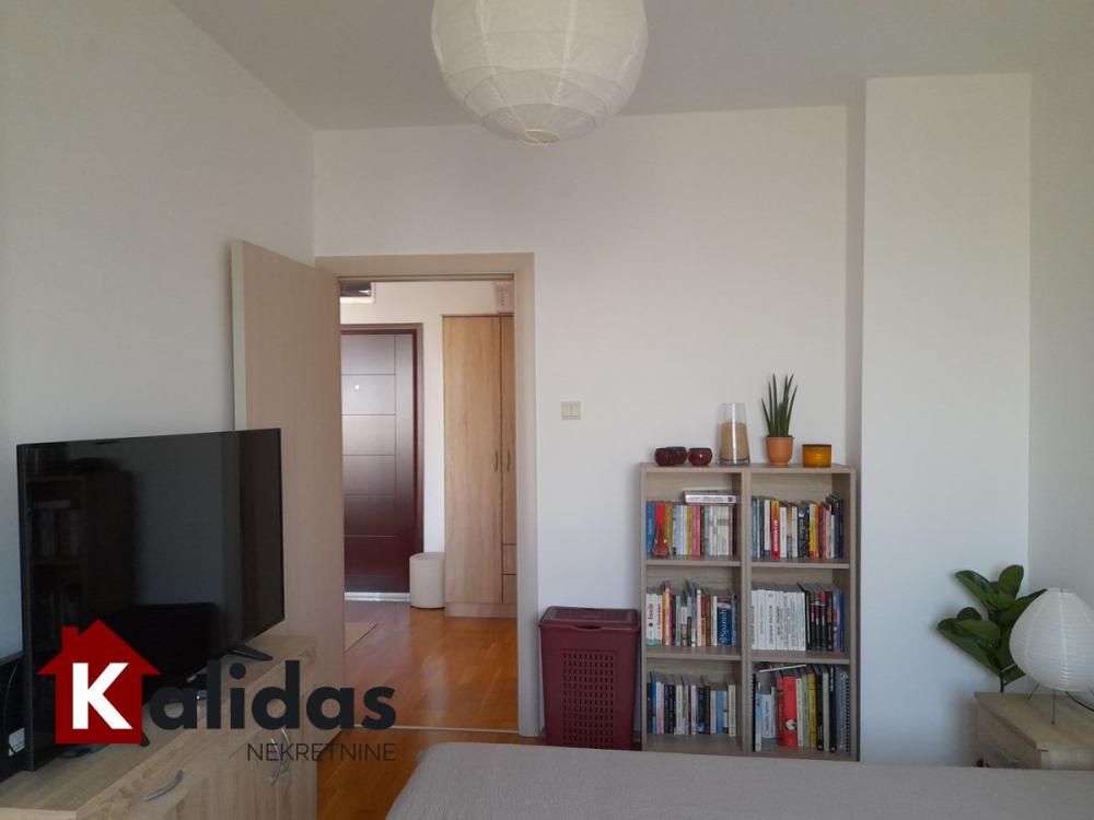 Slika 11 - Stan,NOVI SAD,TELEP,kv: 48, € 119480, ID: 1006923