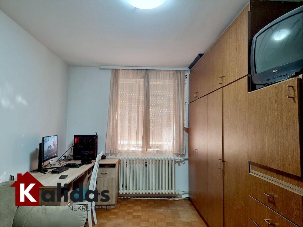 Slika 6 - Stan,NOVI SAD,DETELINARA,kv: 47, € 123600, ID: 1004351