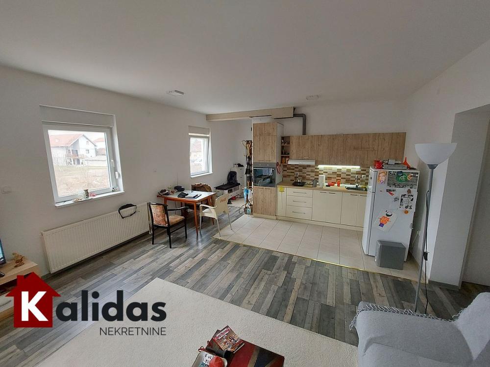 Slika 1 - Stan,NOVI SAD,KLISA,kv: 68, € 115570, ID: 1003944