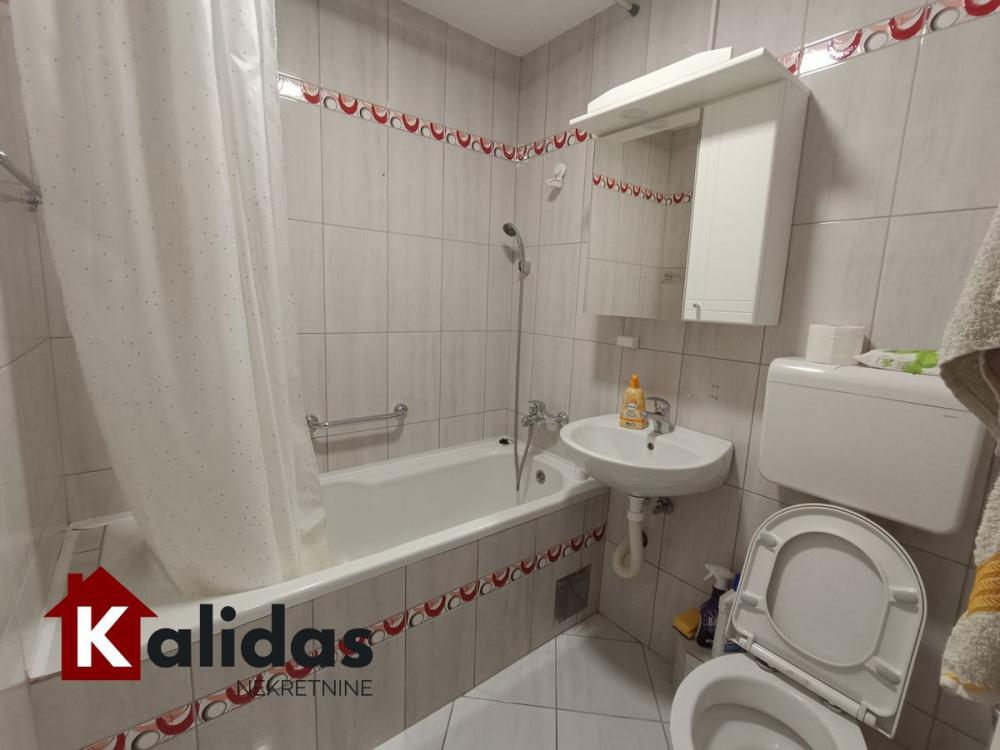 Slika 8 - Stan,NOVI SAD,LIMAN 3,kv: 65, € 166860, ID: 1007346