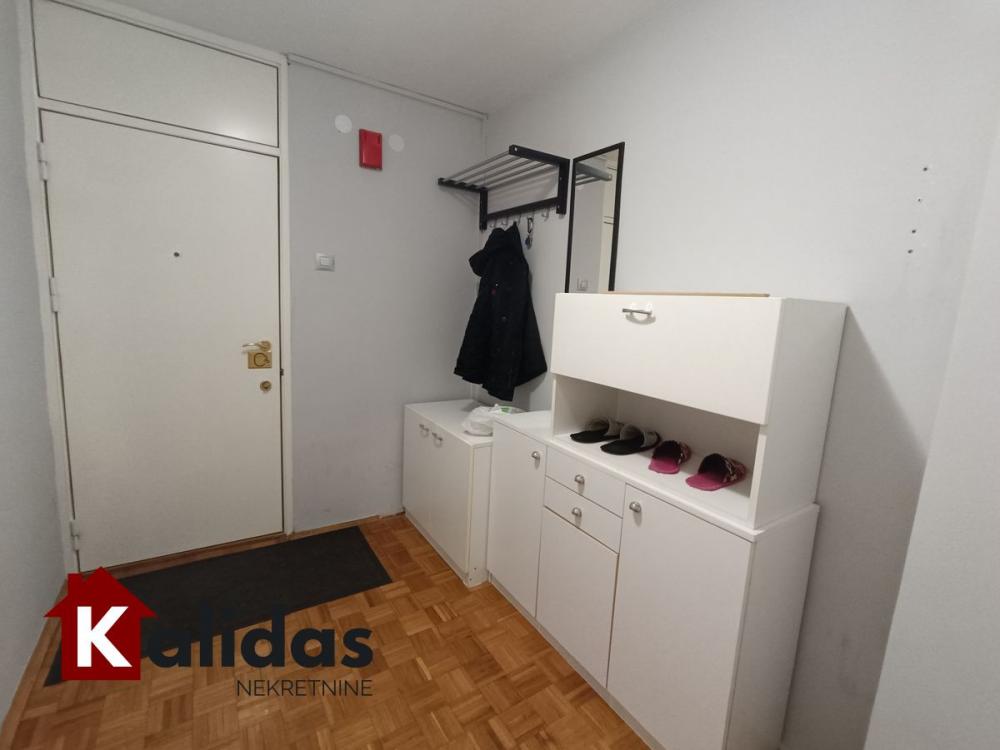 Slika 9 - Stan,NOVI SAD,LIMAN 3,kv: 65, € 166860, ID: 1007346