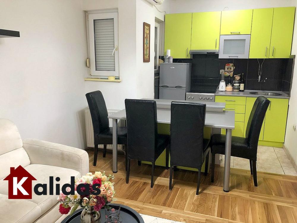 Slika 1 - Stan,NOVI SAD,CENTAR,kv: 45, € 134400, ID: 1005601