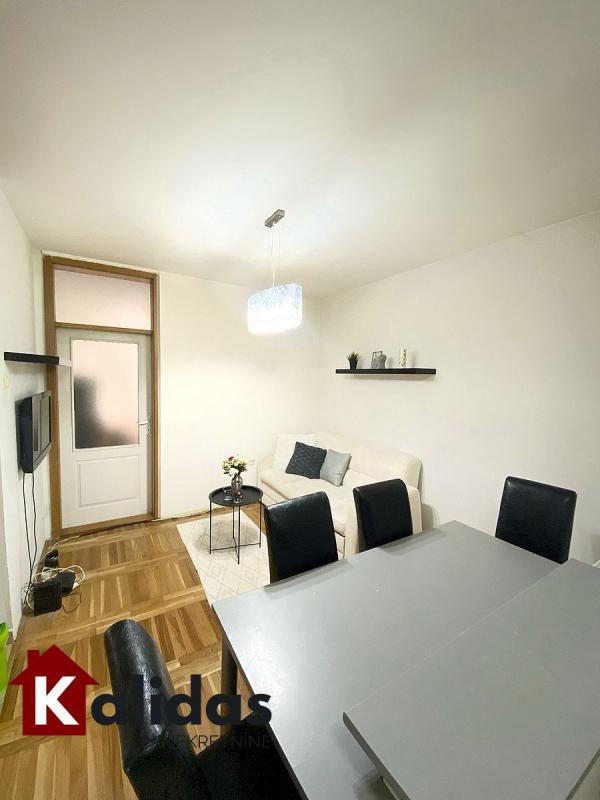 Slika 3 - Stan,NOVI SAD,CENTAR,kv: 45, € 134400, ID: 1005601