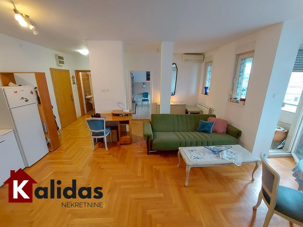 Slika 1 - Stan,NOVI SAD,BULEVAR EVROPE,kv: 106, € 236900, ID: 1005257