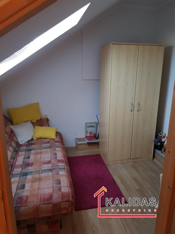 Slika 10 - Stan,NOVI SAD,BULEVAR,kv: 52, € 194670, ID: 1001345