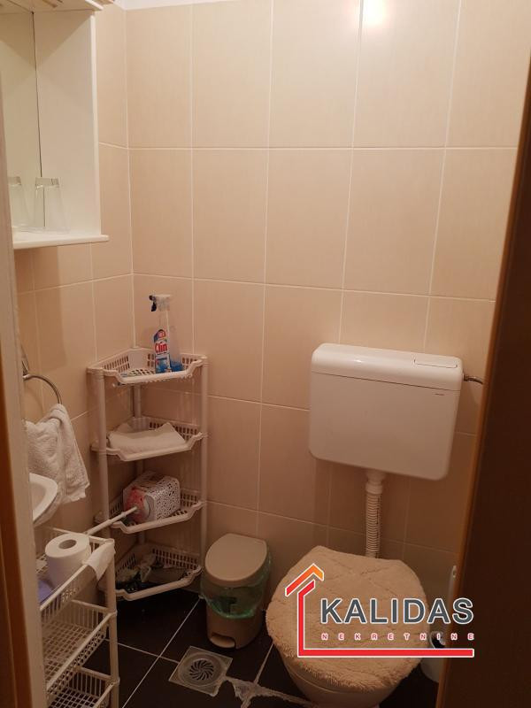 Slika 11 - Stan,NOVI SAD,BULEVAR,kv: 52, € 194670, ID: 1001345
