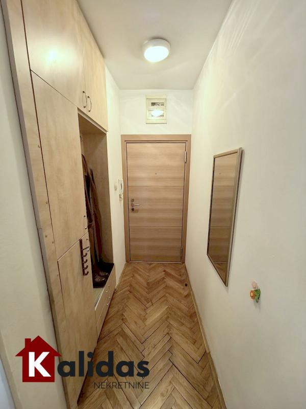 Slika 7 - Stan,NOVI SAD,GRBAVICA,kv: 58, € 133900, ID: 1007447