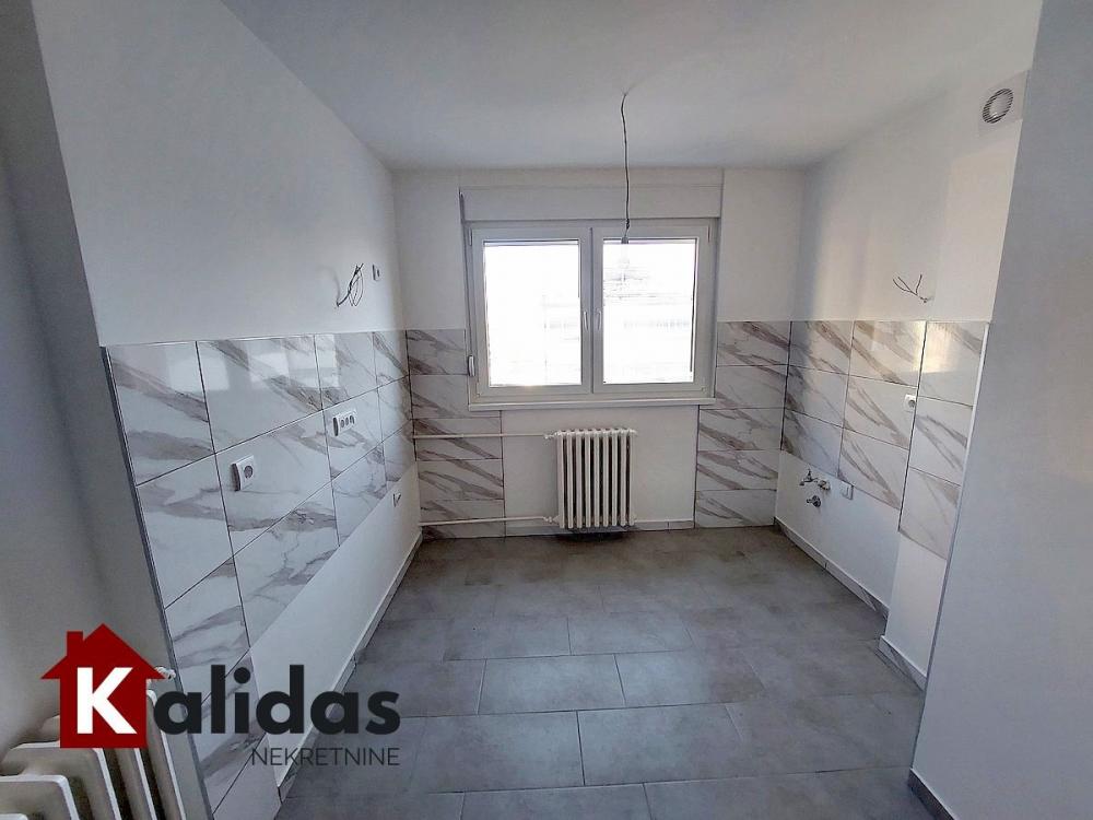 Slika 6 - Stan,NOVI SAD,BULEVAR,kv: 63, € 161400, ID: 1007510
