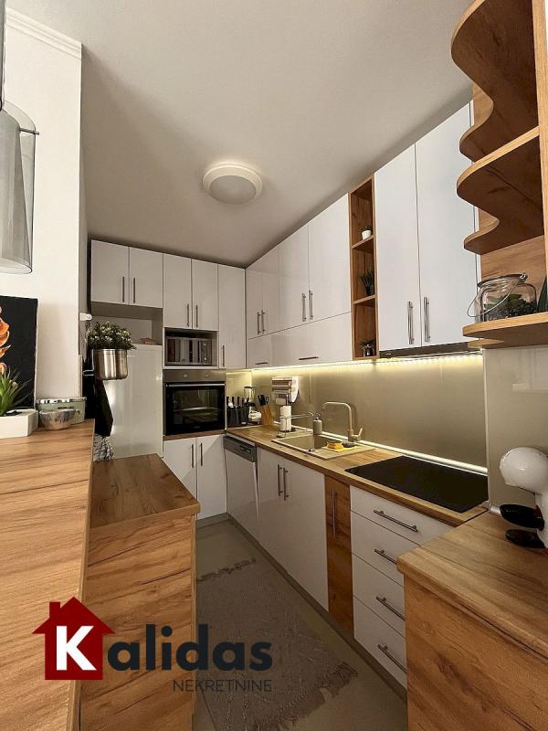 Slika 5 - Stan,NOVI SAD,NOVO NASELJE,kv: 100, € 257500, ID: 1006846