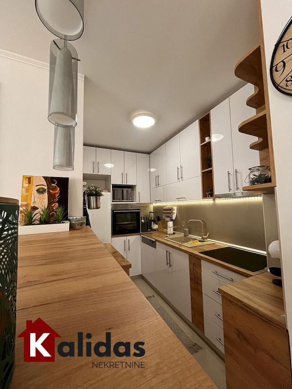 Slika 7 - Stan,NOVI SAD,NOVO NASELJE,kv: 100, € 257500, ID: 1006846