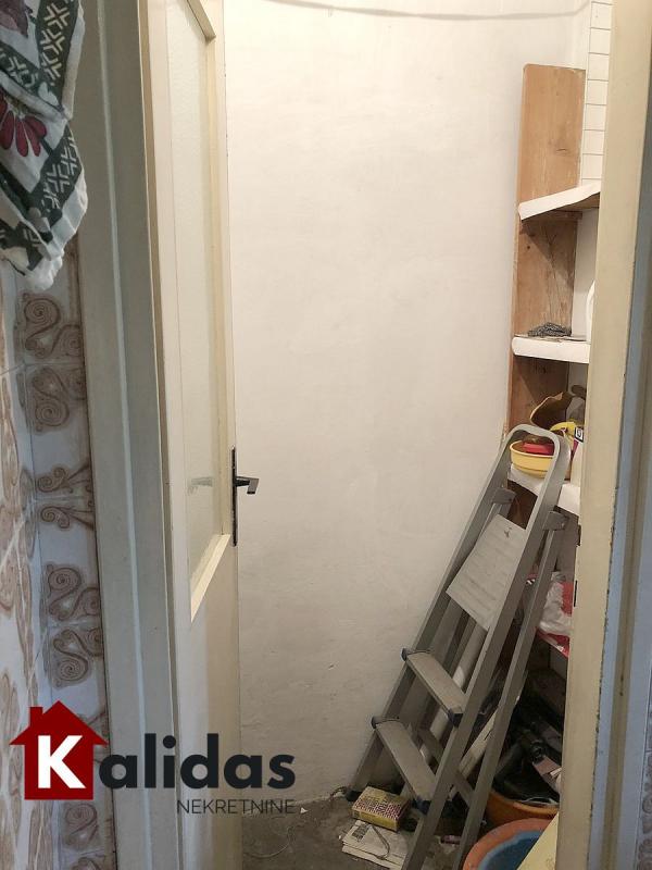 Slika 4 - Stan,NOVI SAD,SATELIT,kv: 46, € 99900, ID: 1005584