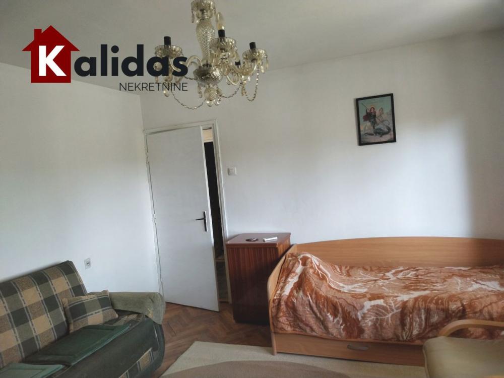 Slika 1 - Stan,NOVI SAD,SATELIT,kv: 46, € 99900, ID: 1005584