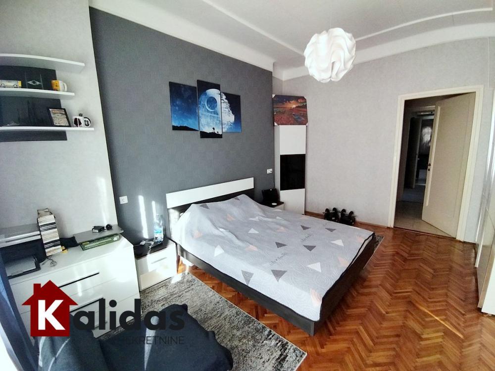 Slika 6 - Stan,NOVI SAD,CENTAR,kv: 89, € 257500, ID: 1006082