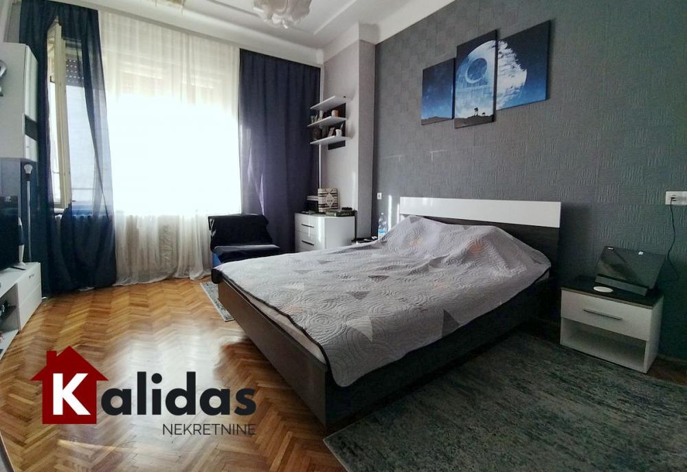 Slika 5 - Stan,NOVI SAD,CENTAR,kv: 89, € 257500, ID: 1006082