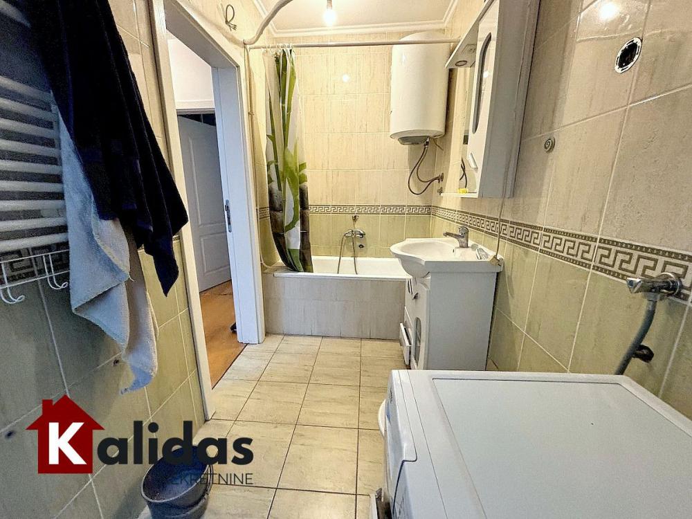 Slika 10 - Stan,NOVI SAD,TELEP,kv: 87, € 154500, ID: 1007334