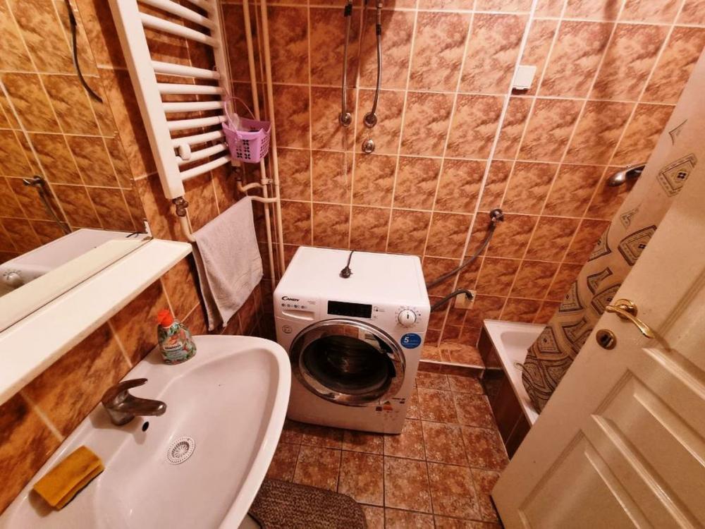 Slika 10 - Stan,NOVI SAD,BULEVAR,kv: 31, € 85490, ID: 1007178